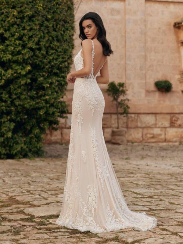 Brautkleid Barbara von Madioni by Ariamo