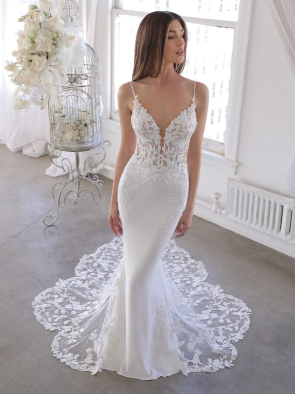 Brautkleid Meghan_Fit & Flare von Enzoani
