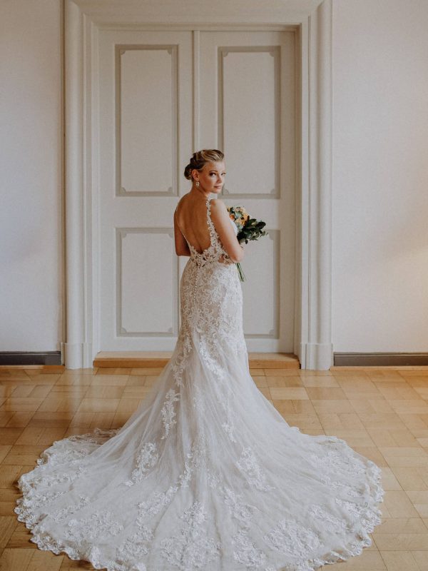 Fit and Flare Brautkleid
